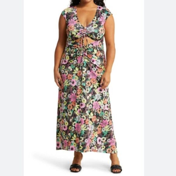 NWT! AFRM Lizette in noir garden floral short sleeve maxi dress - Picture 1 of 12